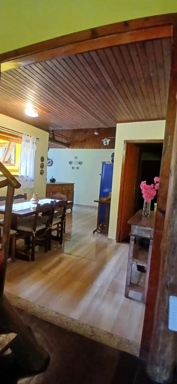 Sitio Recanto Da Paz Chales - Casa E Chale Para Temporada Sao Pedro da Serra  Pokoj fotografie